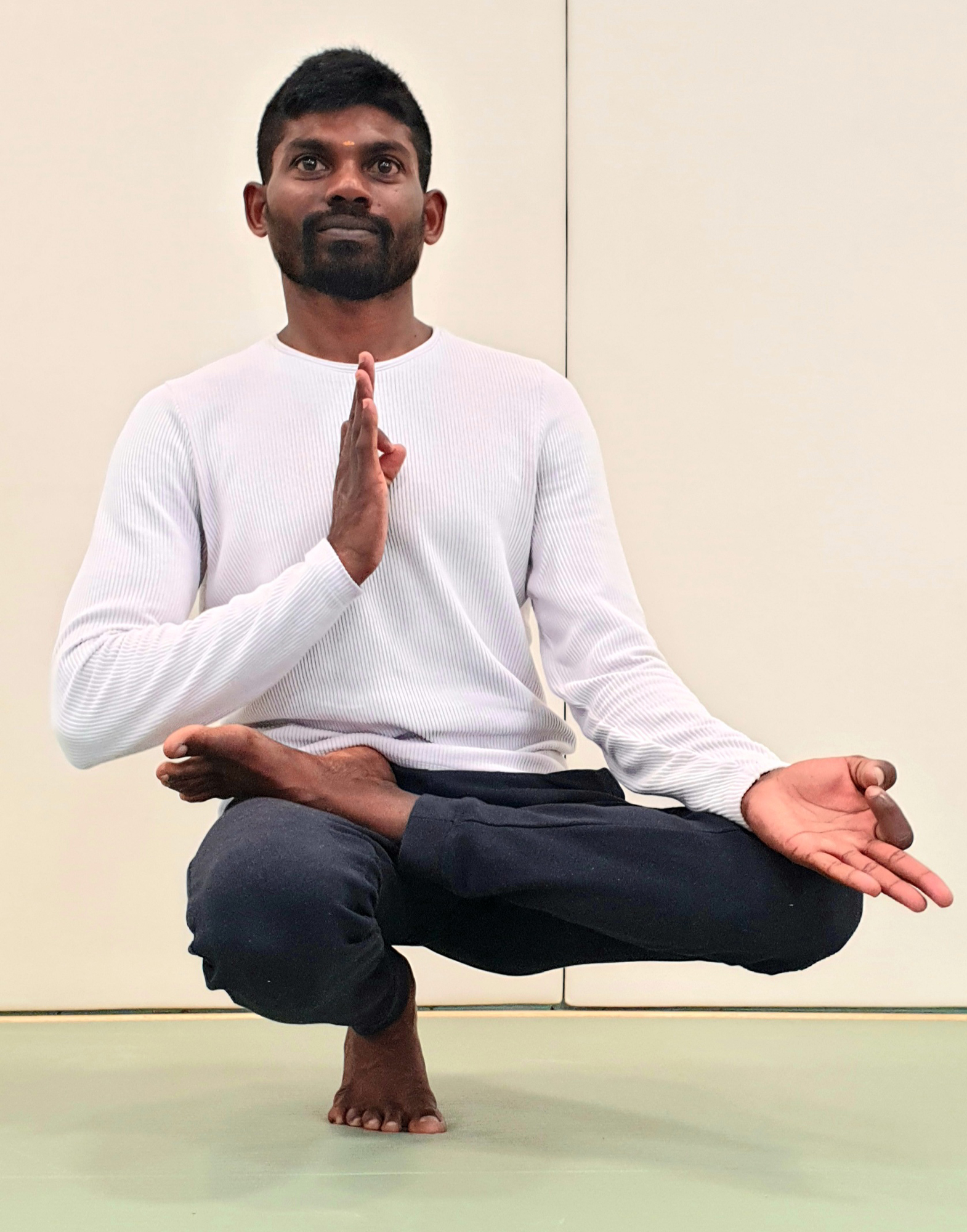 Selvam - Professeur de Yoga - Formation 200h